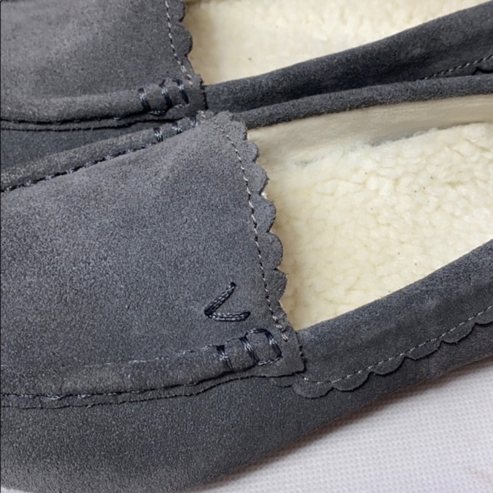 Vionic McKenzie suede shearling flats slippers